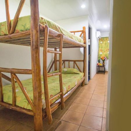 Oceanfront Hotel Verde Mar Direct Access To The Beach Manuel Antonio Exterior photo