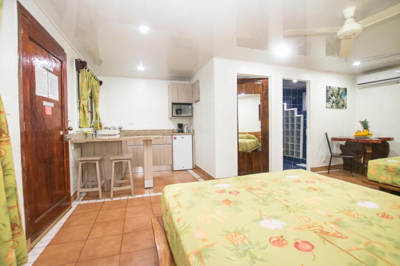 Oceanfront Hotel Verde Mar Direct Access To The Beach Manuel Antonio Exterior photo