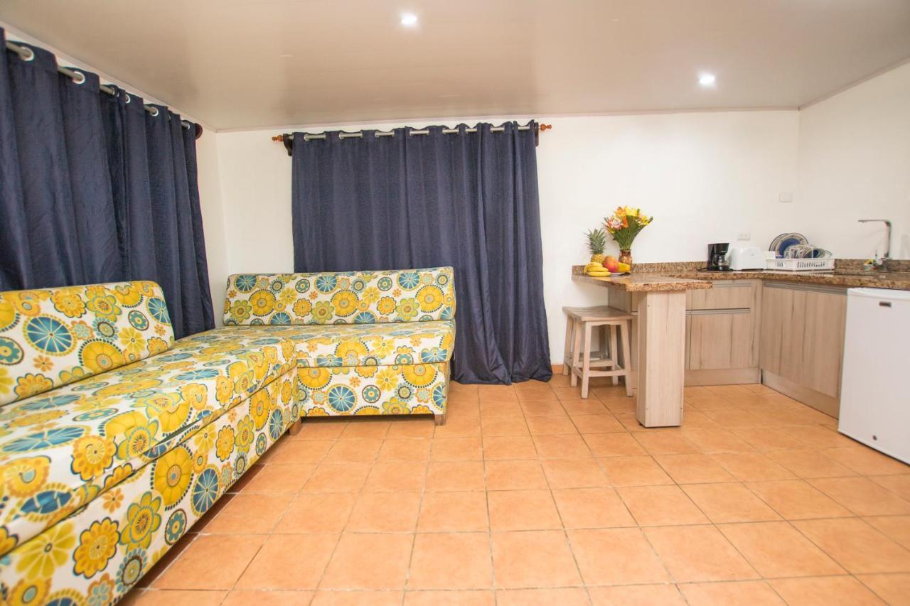 Oceanfront Hotel Verde Mar Direct Access To The Beach Manuel Antonio Exterior photo