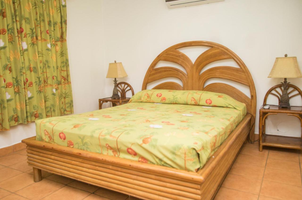 Oceanfront Hotel Verde Mar Direct Access To The Beach Manuel Antonio Exterior photo