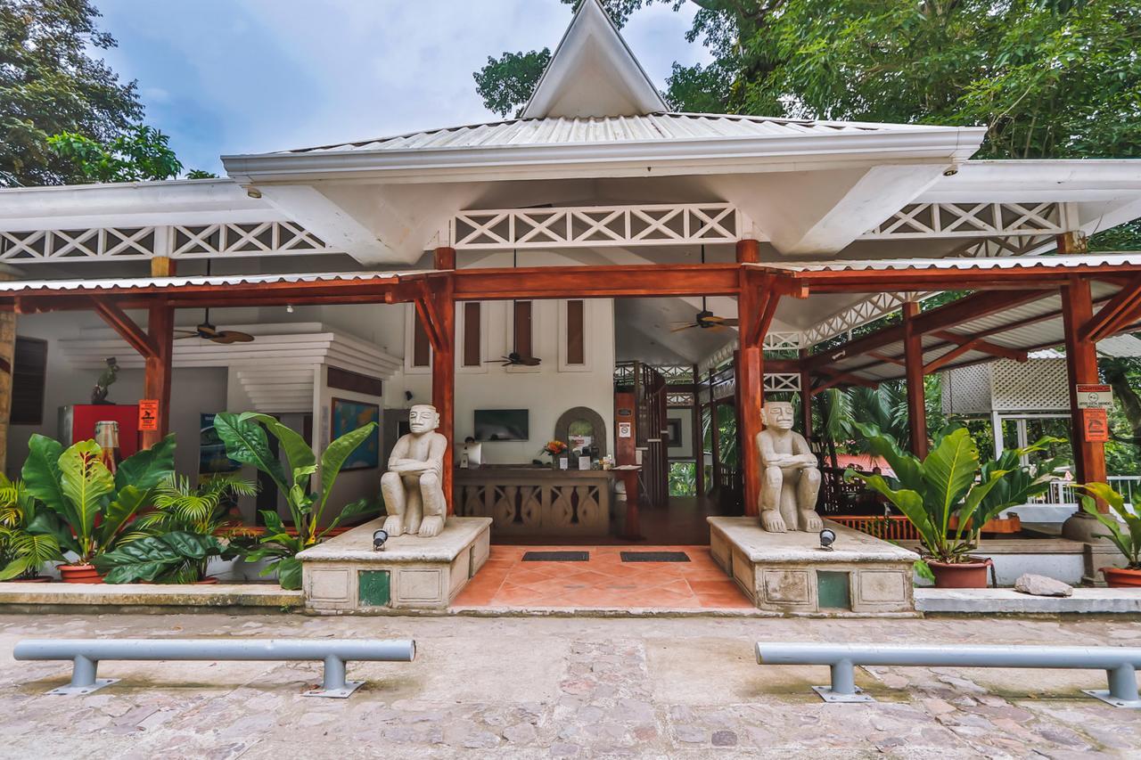 Oceanfront Hotel Verde Mar Direct Access To The Beach Manuel Antonio Exterior photo